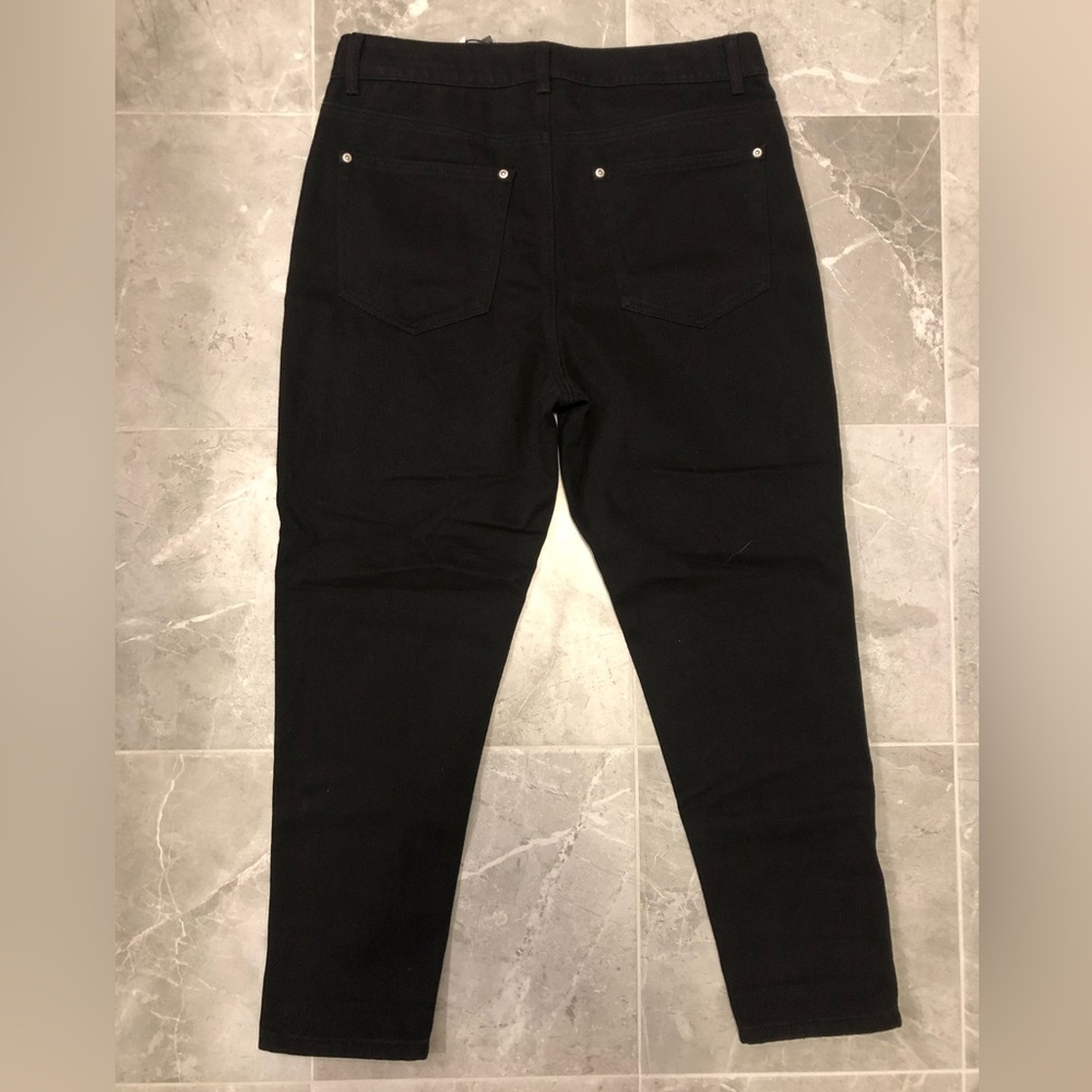 PrettyLittleThing Ripped Mom Jeans BNWT - Picture 3 of 9